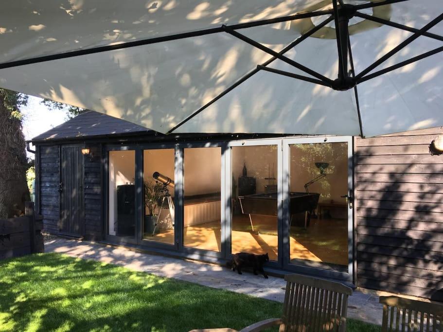 הוילה Tunstead  Crossing Retreat - Pool Table, Projector, Barn מראה חיצוני תמונה