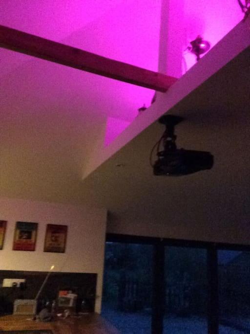 הוילה Tunstead  Crossing Retreat - Pool Table, Projector, Barn מראה חיצוני תמונה